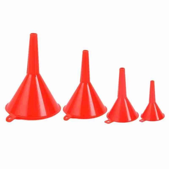 🖤 4X RED HOUSEHOLD FUNNELS 🖤 - Picture 1 of 6